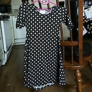 LulaRoe Kids Adeline Dress Size 4- Navy w/daisies